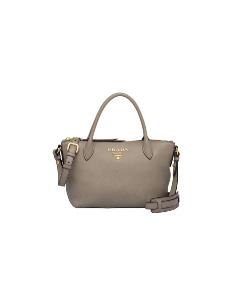 prada tasche 4 eckig|Prada handbags 101.